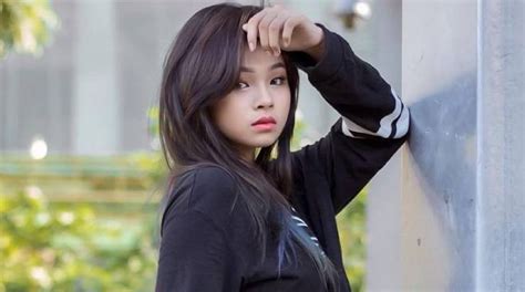 Angeli Khang on doing multiple bed scenes in .